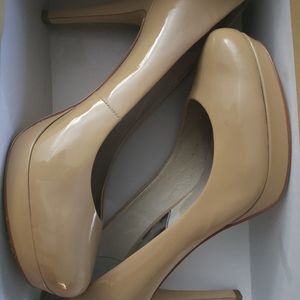 Michael Kors Ionna Pump